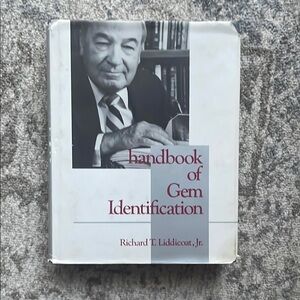 Handbook of Gem Identification